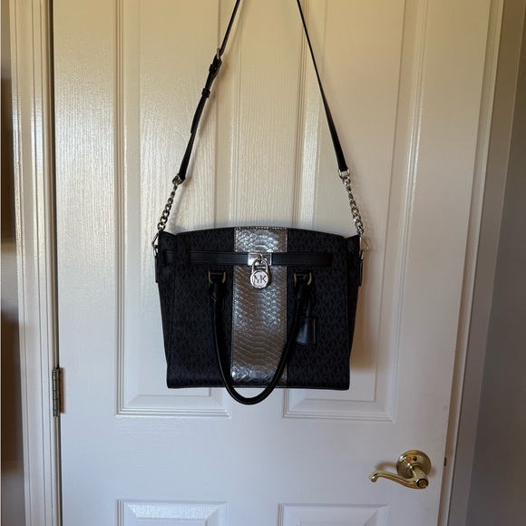 Michael Kors Black and Silver Shoulder Bag - Picture 1 of 8